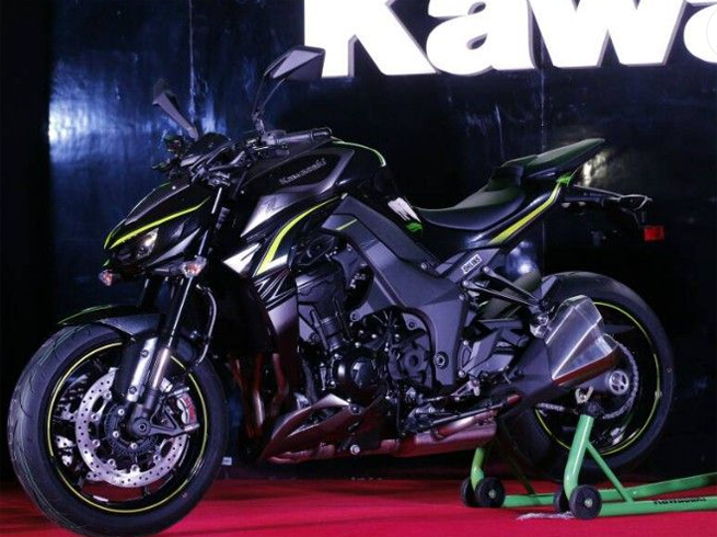 Kawasaki Z1000R Z250