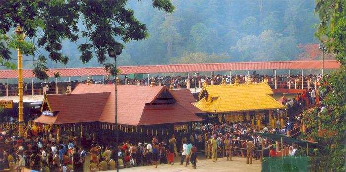 Woman In Sabarimala Temple,केरल: सबरीमाला मंदिर में एंट्री के बाद बिंदु ने बताई दर्शन की पूरी कहानी - sabarimala temple know how bindu entered and offered prayer of lord ayyappa - Navbharat