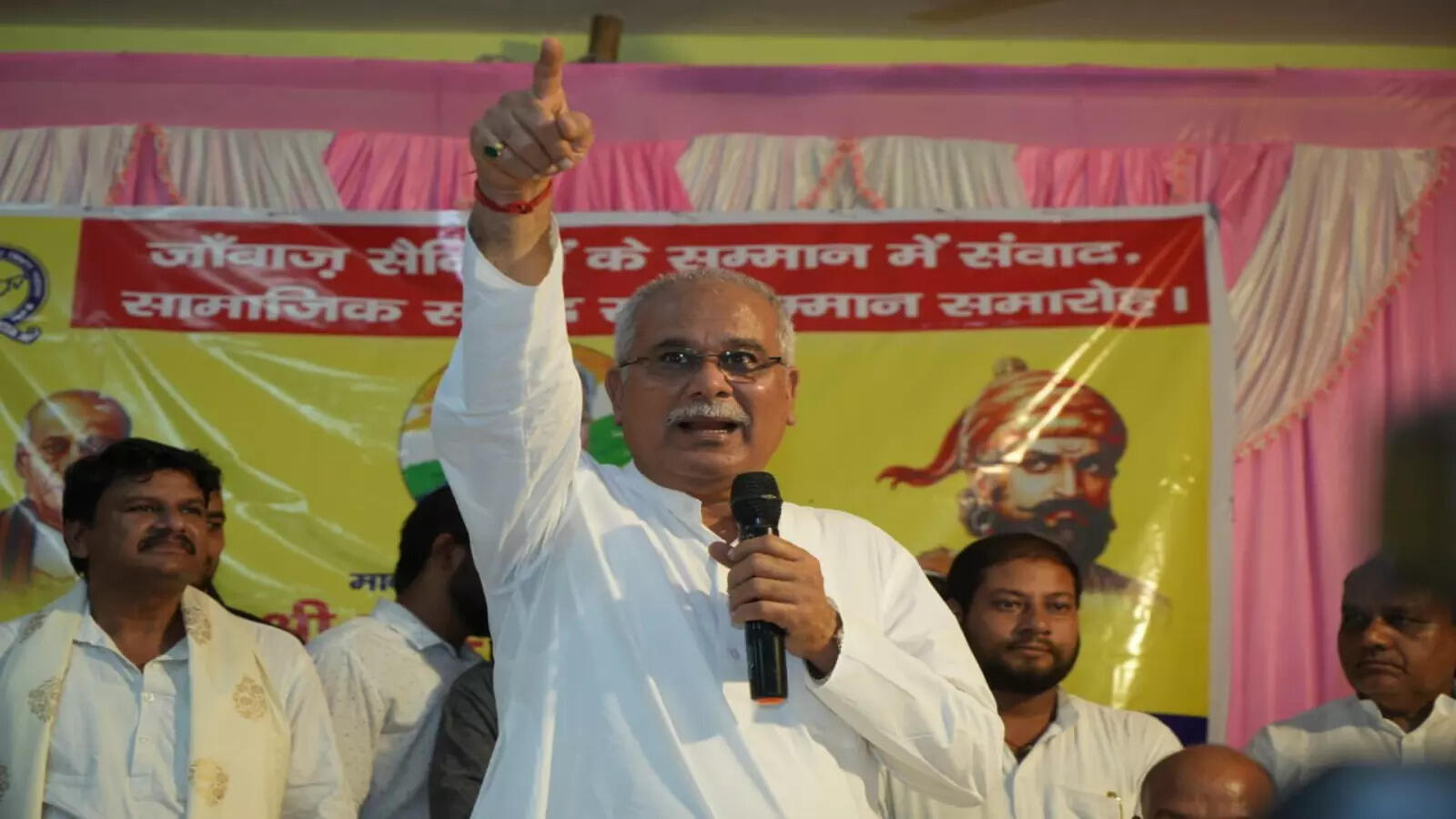 सीजफायर पर डोनाल्ड ट्रंप के हस्तक्षेप करने पर भड़के पूर्व सीएम, याद दिला दी 1975 वाली घटना
