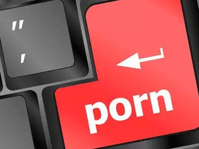 Porn Stars,हजारो न्यूड सेल्फींसह पॅार्न व्हिडिओंचा डेटा लीक - porn