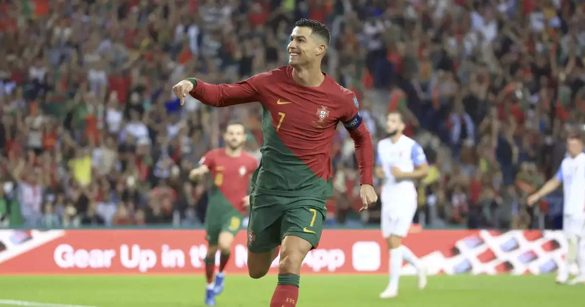 Portugal vs Islândia O quê?  ആരാധകർപ്രതീക്ഷിക്കുന്നത് Próximo – Cristiano Ronaldo jogará por Portugal contra a Islândia nas eliminatórias para o Europeu?