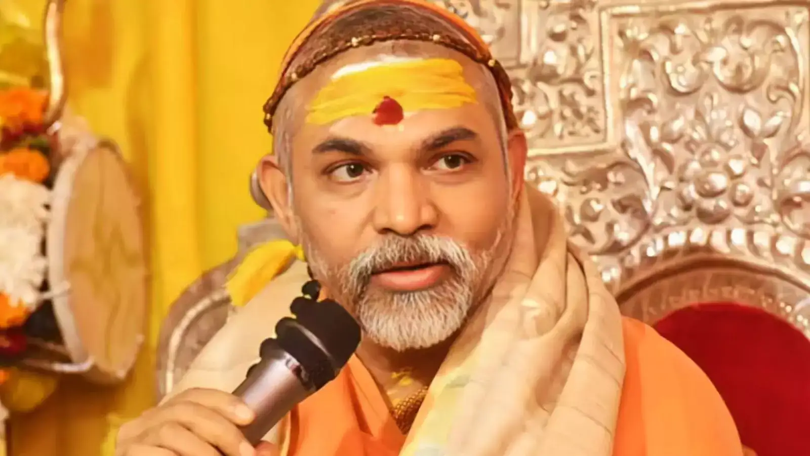 अविमुक्तेश्वरानंद सरस्वती,अविमुक्तेश्वरानंद अब महाराष्ट्र के 'स्टेट गेस्ट' नहीं हैं, स्वामी गोविंदानंद ने पत्र दिखाकर किया बड़ा दावा ...