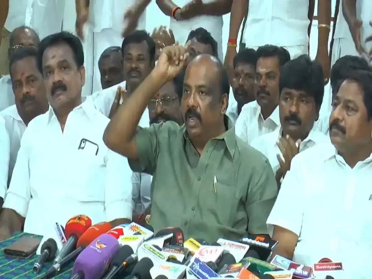 2024 நாடாளுமன்ற தேர்தலுக்குள் எடப்பாடி பழனிசாமி சிறைக்கு செல்வார் - ஓபிஎஸ் ஆதரவாளர் பரபரப்பு பேட்டி! 