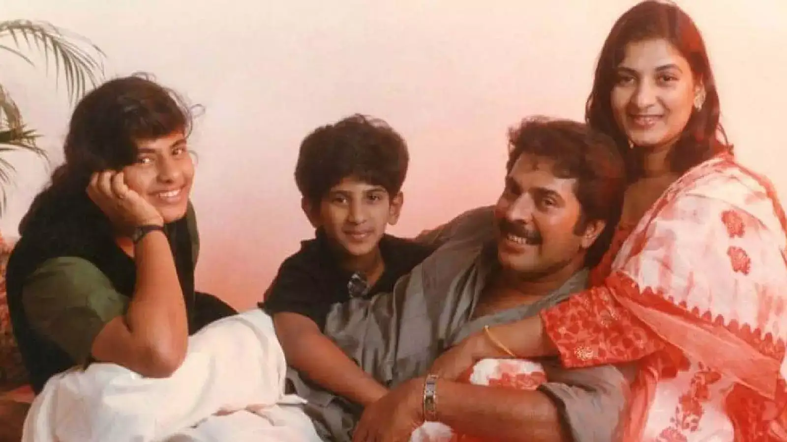 വിശാഖക്കാരൻ മമ്മുക്ക! സെപ്റ്റംബർ ഏഴിന് മാമച്ചിയുടെ പിറന്നാളാണ്; പുതിയ രൂപം പുതിയ ഭാവം; ആ വരവിനായി ഞാനും കാത്തിരിക്കുന്നു