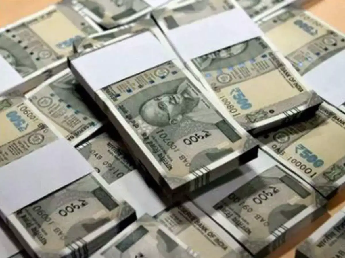 ரூ.10,000 கோடி ஹவாலா பணம்: மிரண்டு போன கேரளா... தாறுமாறா ரெய்டுவிட்ட ED! 