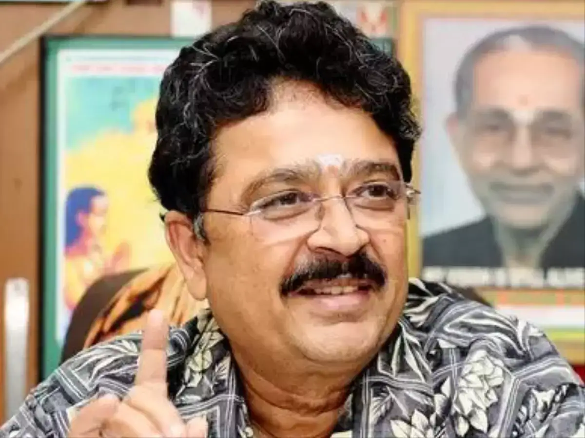 பலத்தை காட்ட போகிறோம்... பிராமணர்களுக்காக தனிக்கட்சி... அதிரடி காட்டும் எஸ்வி சேகர்! 