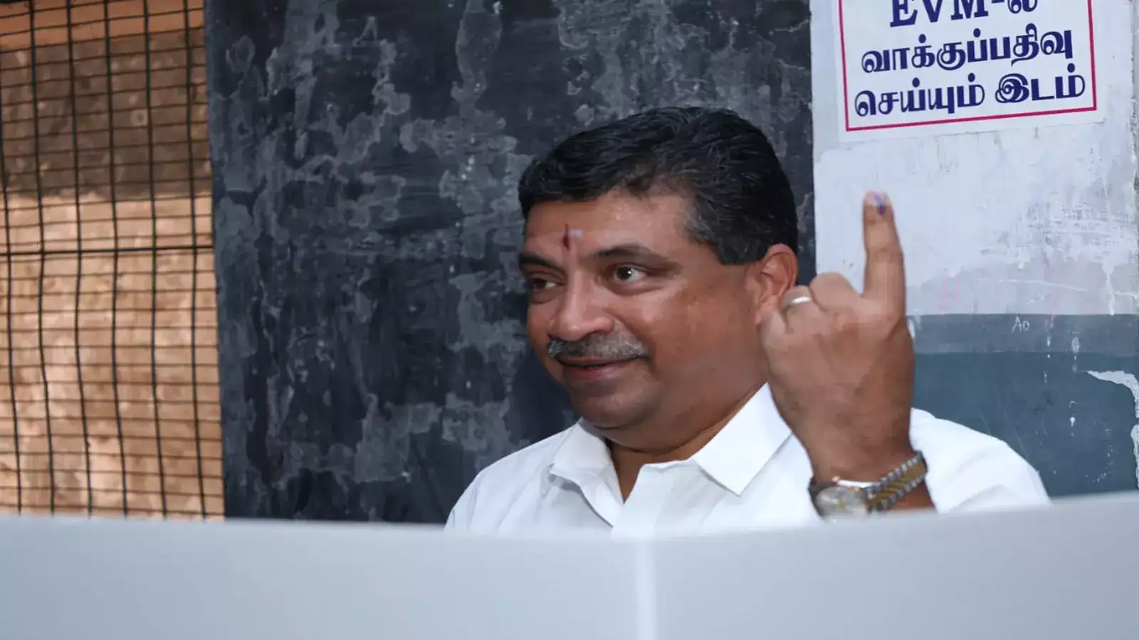 400 எல்லாம் கற்பனையில் தான்! இந்திய அளவில் பாஜக கூட்டணி 220 முதல் 240 இடங்களை பிடிக்கலாம்! அமைச்சர் பிடிஆர் பேட்டி! 