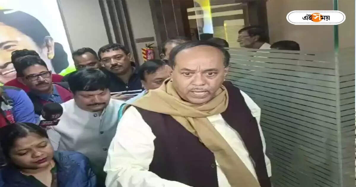 TMC Party : অর্জুন-সোমনাথ কলহে ইতি? দু’পক্ষের মিতালিতে আসরে তৃণমূলের ‘বক্সী দা’ – subrata bakshi tmc leader meet with mp arjun singh and mla somnath shyam for their inner clash at naihati municipality