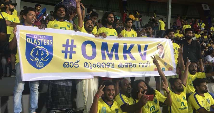 ISL 2017 Kochi: Plenty of Kerala Blasters fans left without tickets for  opener vs ATK | Sporting News