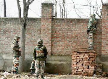 J&ampamp;K encounter: Another soldier dies, toll mounts to 5 - J&K encounter: Another soldier dies, toll mounts to 5 - Samayam Telugu