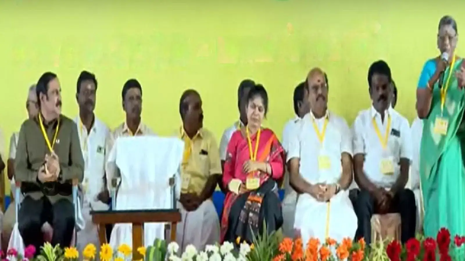 அன்புமணி தலைமையில் பாமக பொதுக்குழு கூட்டம்: ராமதாசுக்கு தனி இருக்கை! 