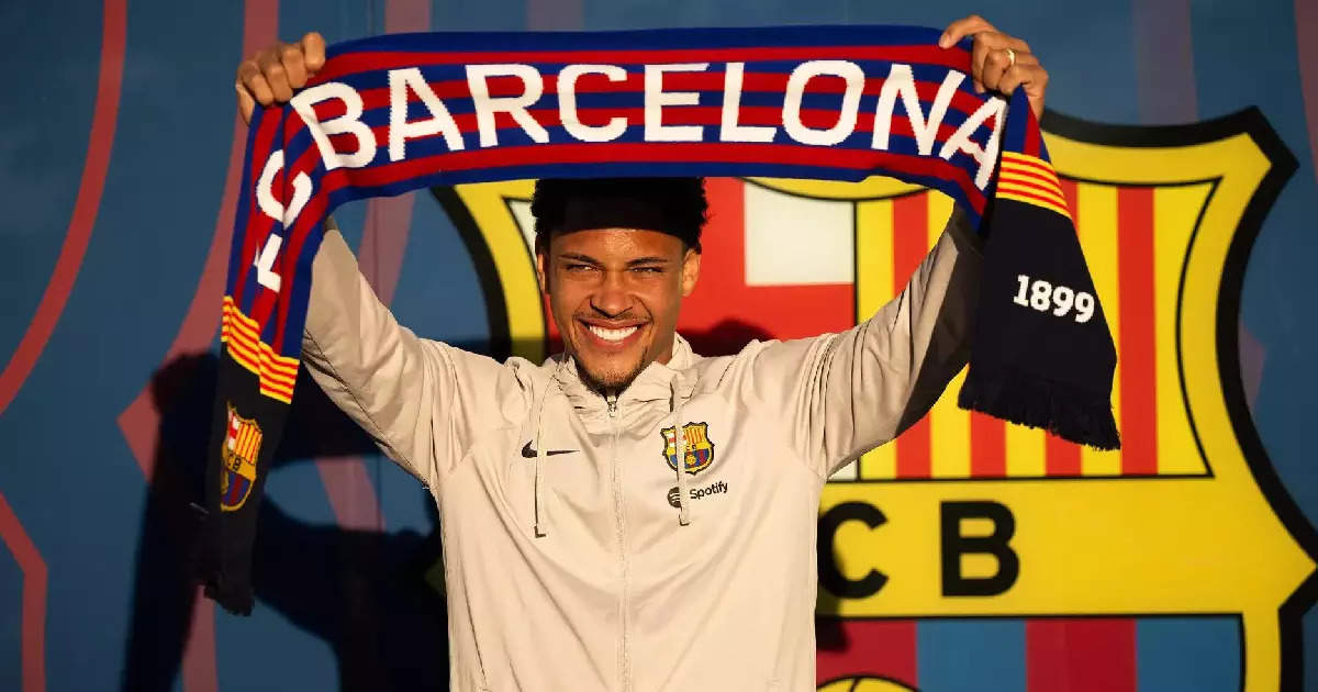 Barcelona Signs Brazilian Sensation Vitor Roque: Latest Transfer News ...