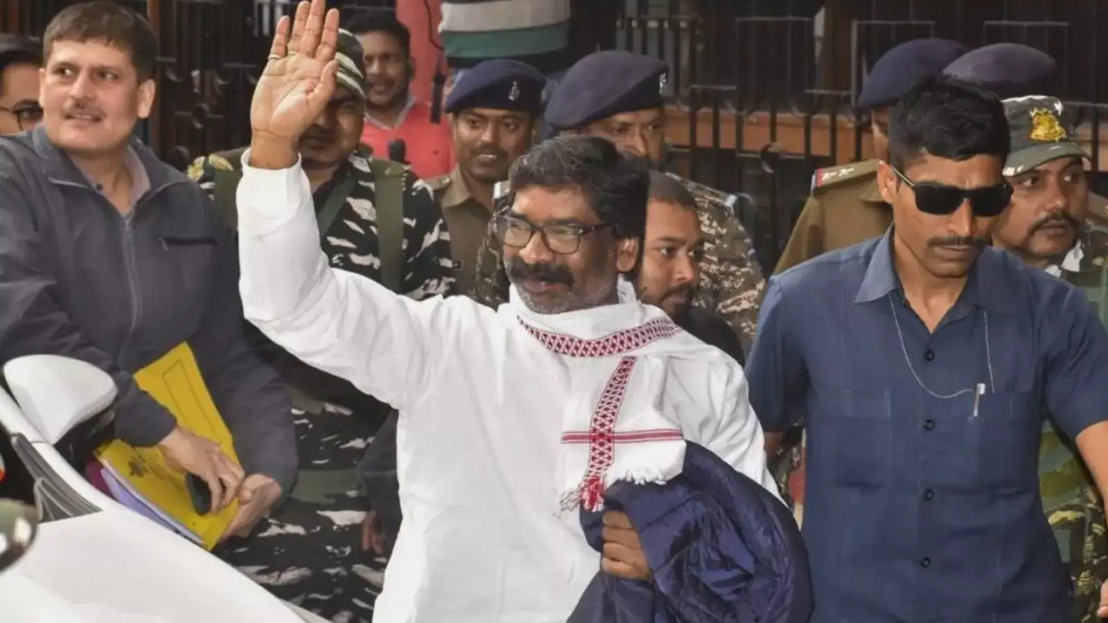 ஹேமந்த் சோரனுக்கு ஜாமீன்: நில மோசடி வழக்கில் வெளியான உத்தரவு! 