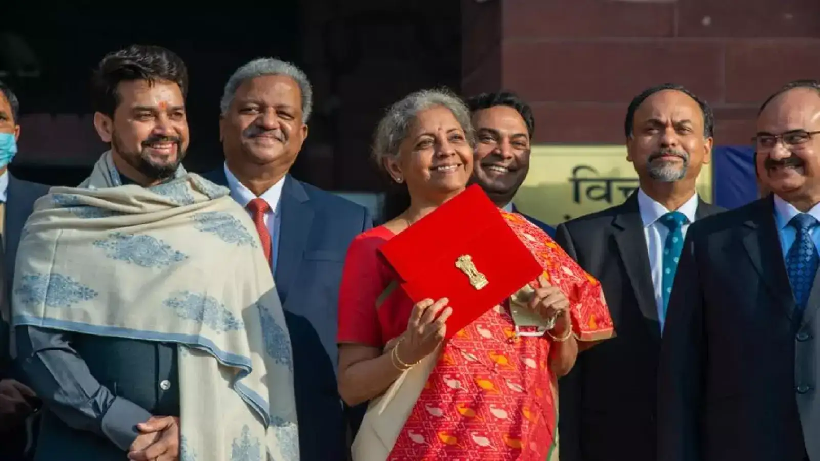 மத்திய பட்ஜெட் தேதி அறிவிப்பு.. சாதனையை நோக்கி நிர்மலா சீதாராமன்! 