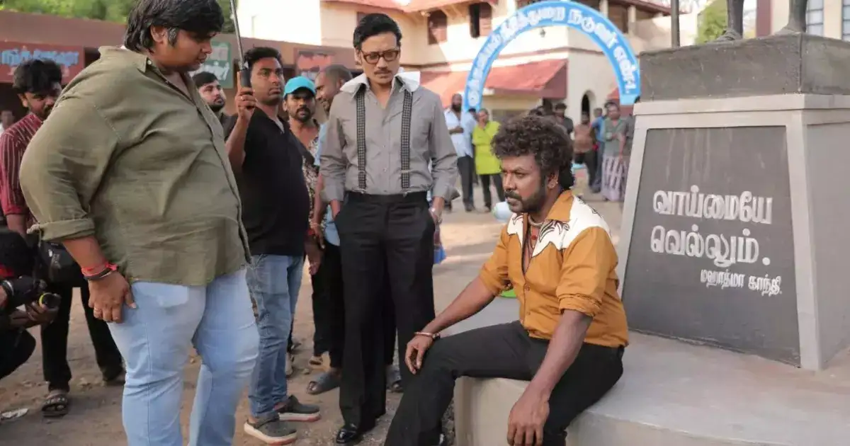 'ஜிகர்தண்டா 2' படத்தை பார்க்க போகும் ஹாலிவுட் பிரபலம்: என்ன சொல்வாரோ என்ற எதிர்பார்ப்பில் கார்த்திக் சுப்புராஜ்.! 