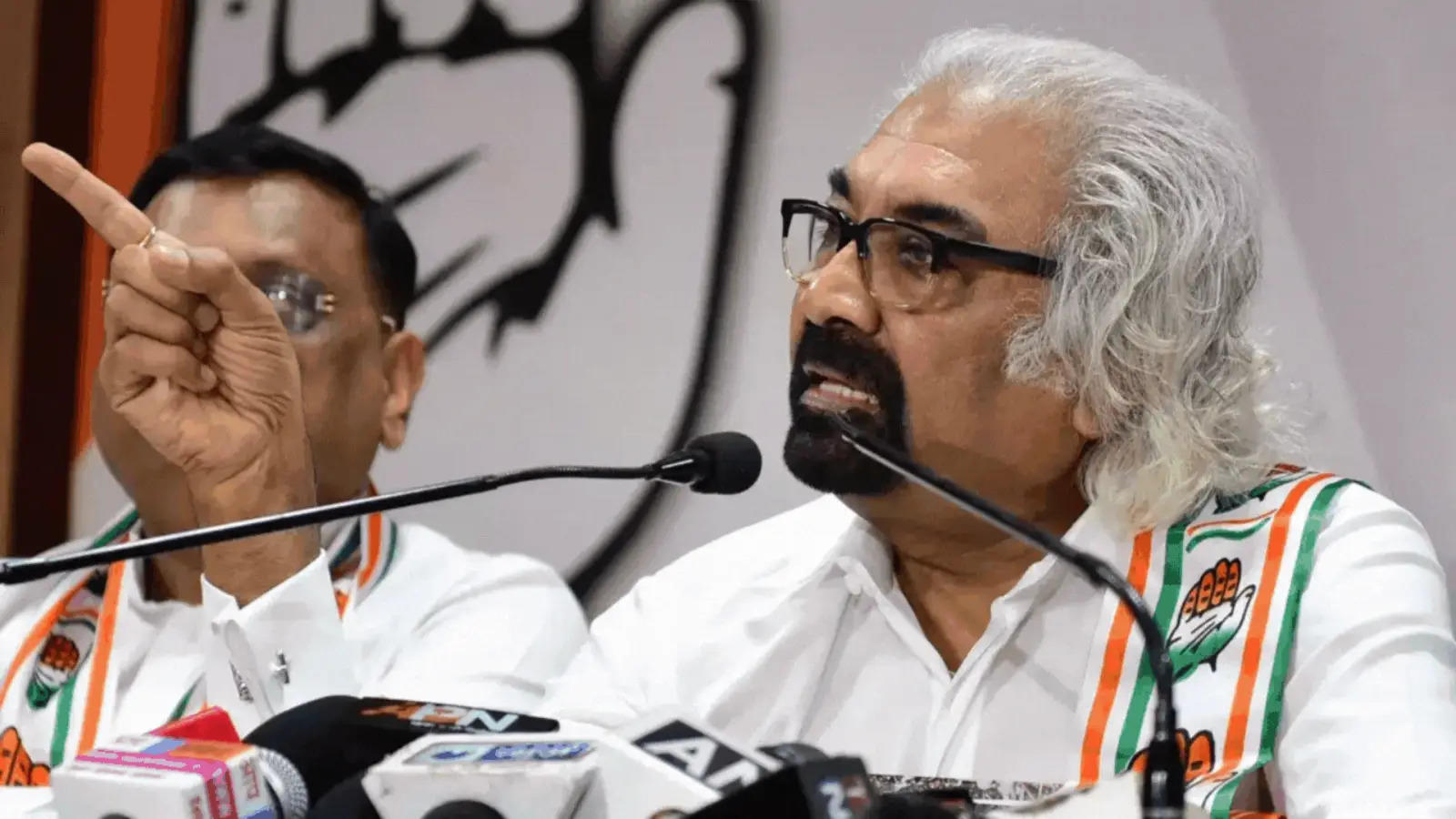 Sam Pitroda was again made the President of Indian Overseas Congress, he had to resign after the controversial statement
