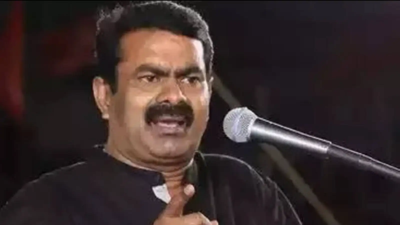 கரூர் தவெக கூட்ட நெரிசல் பலி: தம்பி விஜய்க்கு ஆறுதல்.. நேரில் வருவார்கள்- சீமான் நம்பிக்கை! 