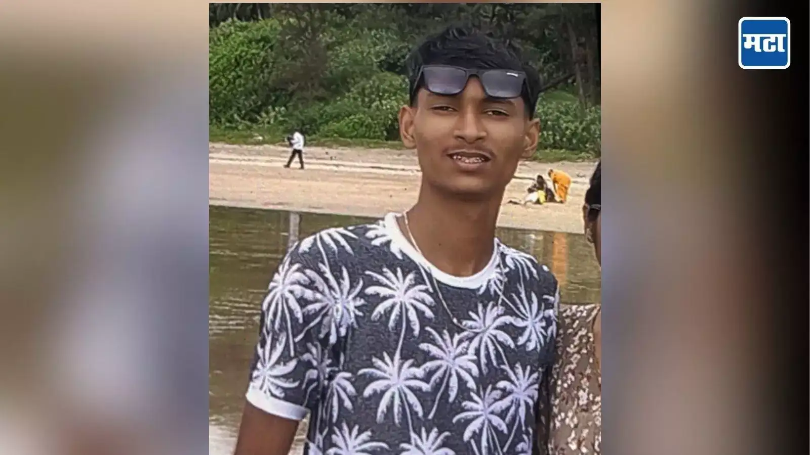 Ratnagiri News: इशारा देऊनही समुद्रात उतरला, मोठी लाट आली अन्.. पुण्याच्या तरुणाचा गणपतीपुळे येथे दुर्दैवी शेवट Ratnagiri News: इशारा देऊनही समुद्रात उतरला, मोठी लाट आली अन्.. पुण्याच्या तरुणाचा गणपतीपुळे येथे दुर्दैवी शेवट