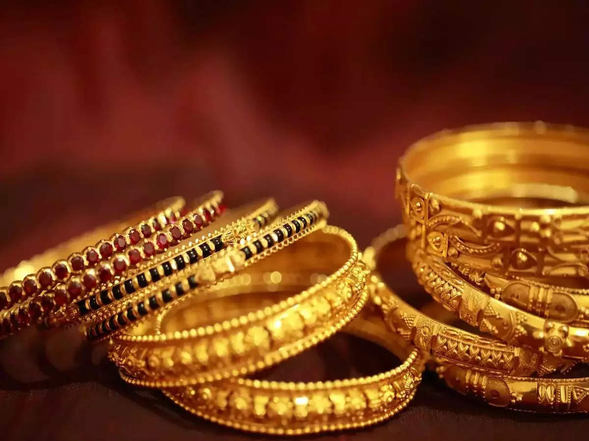 Buy gold now; Gold price at lowest rate this month