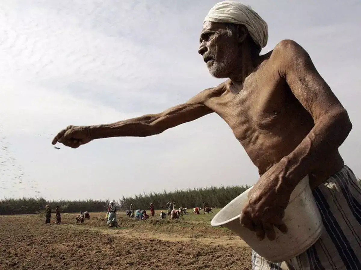 பயிர் காப்பீடு பிரீமியம்: கடைசி தேதியை நீட்டிக்க எடப்பாடி பழனிசாமி வலியுறுத்தல்! 