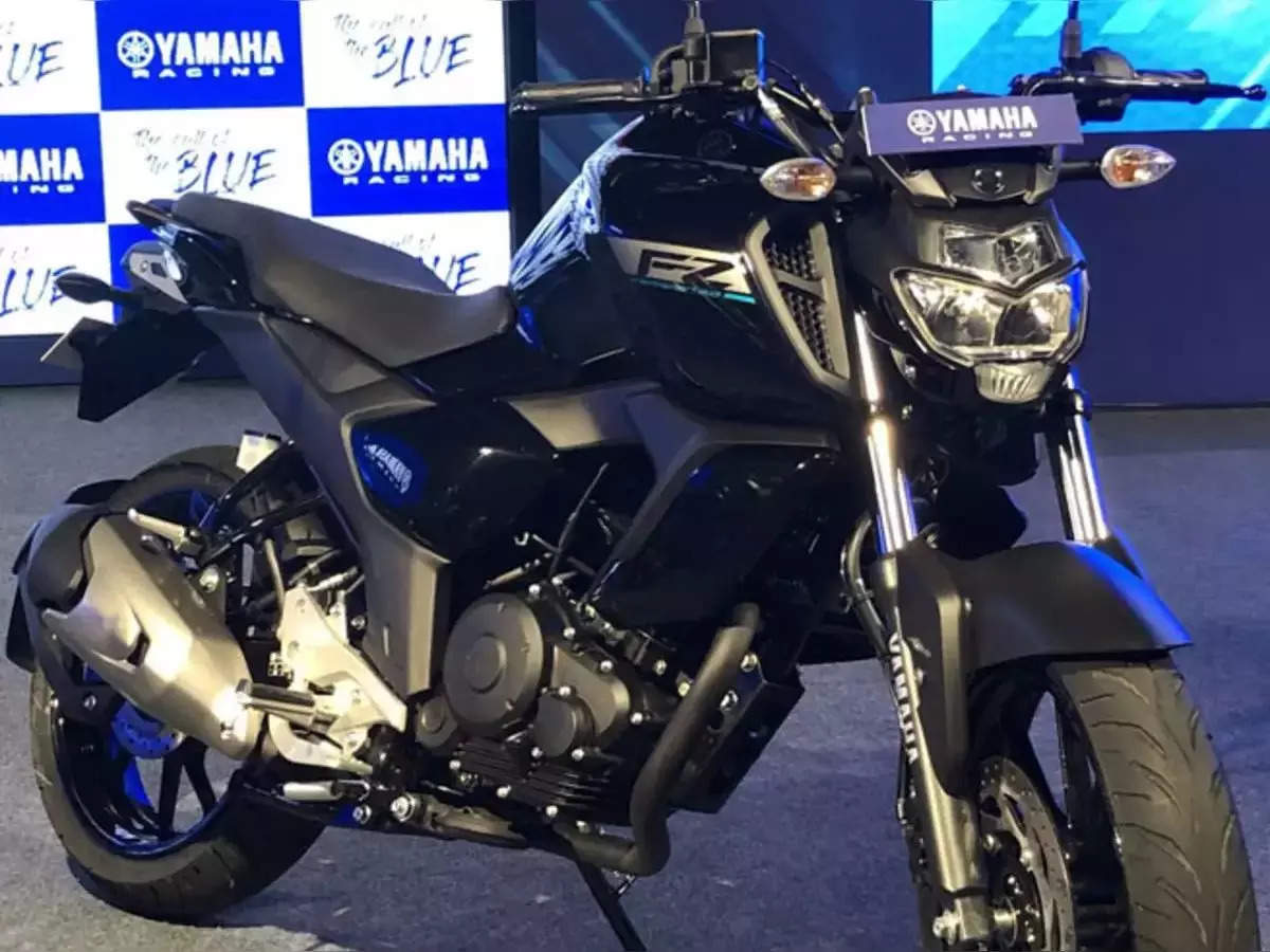 On road price of best sale fz v3