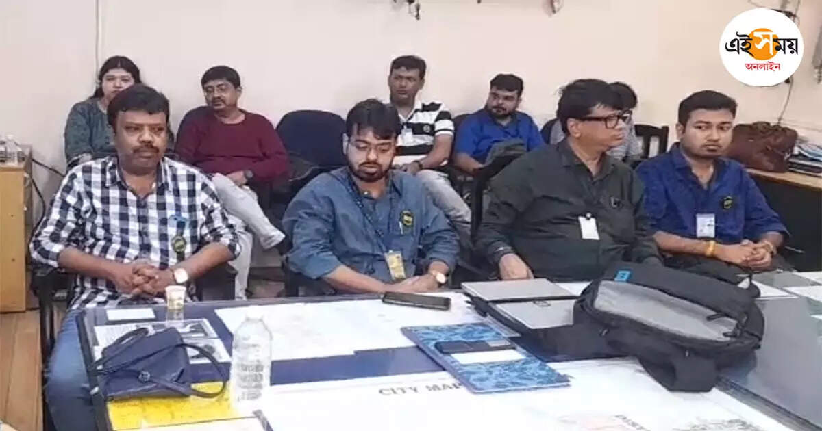 KMC: চিকিৎসককে হেনস্থার প্রতিবাদ, পুলিশকে ৪৮ ঘণ্টার মধ্যে ক্ষমা চাওয়ার আবেদন তপোব্রত’র সতীর্থদের – kmc doctors protest of kolkata police detaining tapobrata roy from red road carnival