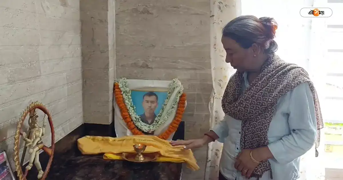 মমতার শোকপ্রকাশ, পুত্রশোকে কাতর হলেও গর্বিত শহিদ জওয়ানের বাবা – mamata banerjee express condolences to late indian army captain brijesh thapa family মমতার শোকপ্রকাশ, পুত্রশোকে কাতর হলেও গর্বিত শহিদ জওয়ানের বাবা – mamata banerjee express condolences to late indian army captain brijesh thapa family