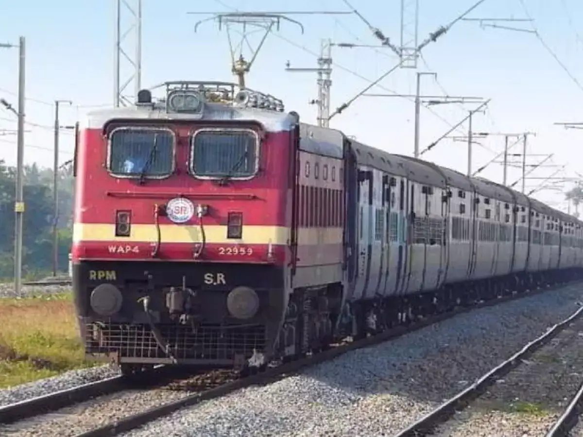 ரயில்வே பங்குகள் விற்பனை.. மத்திய அரசு முடிவு! 