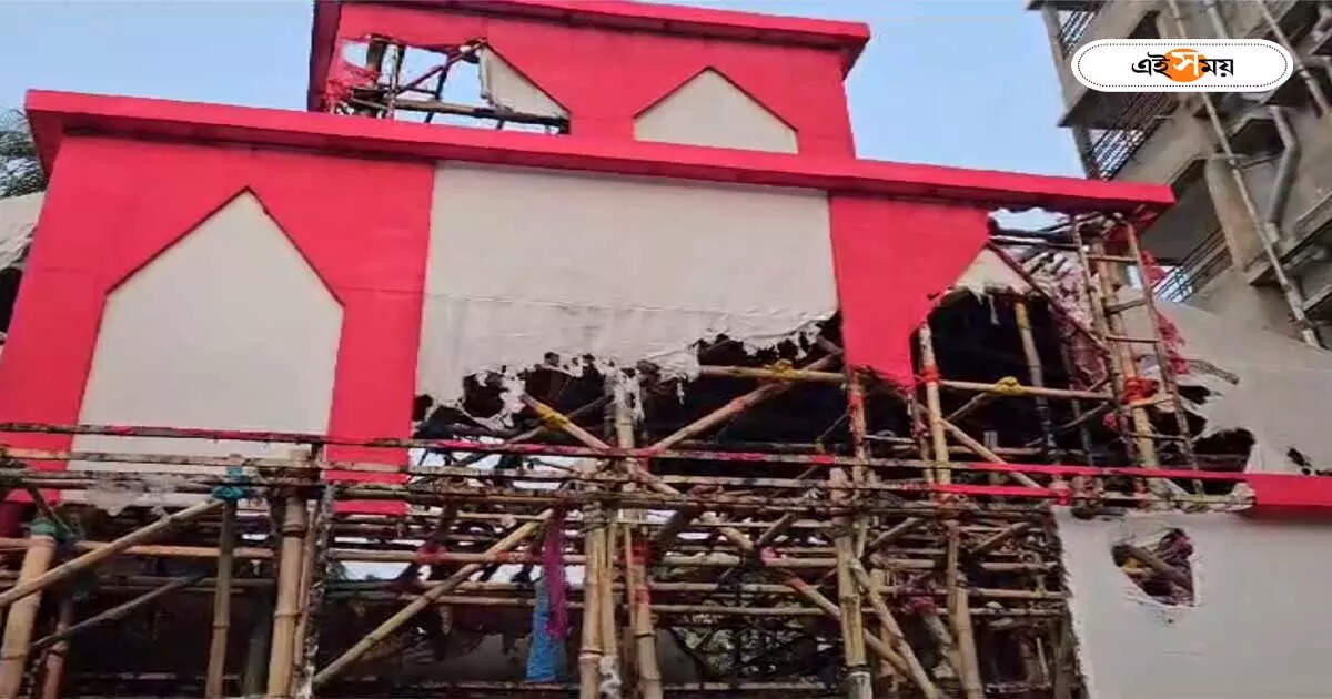 Fire At A Durga Puja Pandal In Dumdum North 24 Parganas