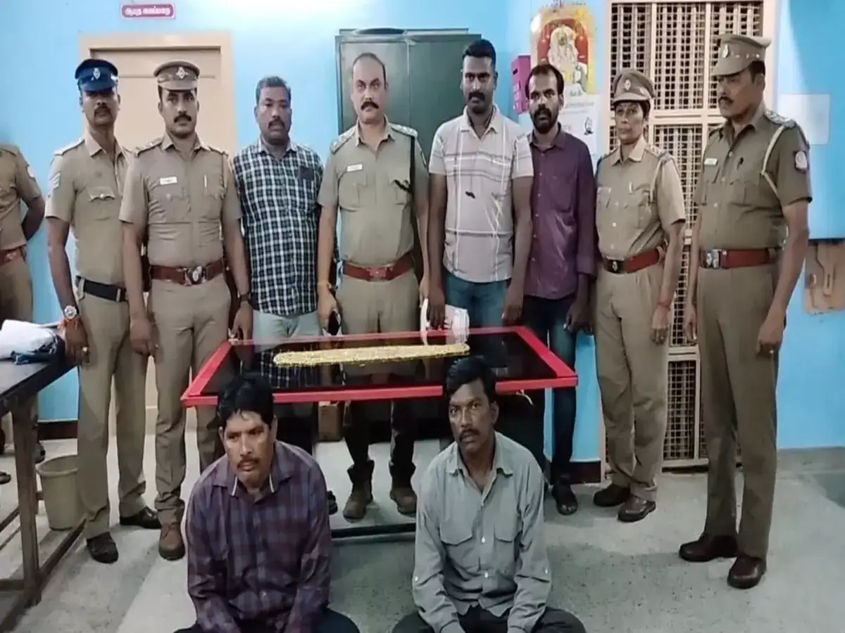 பல ஆண்டுகளாக ஒரே யுக்தி.. பல லட்சம் மோசடி.. தென்காசியில் குஜராத் தில்லாலங்கடிகள் அதிரடி கைது! 