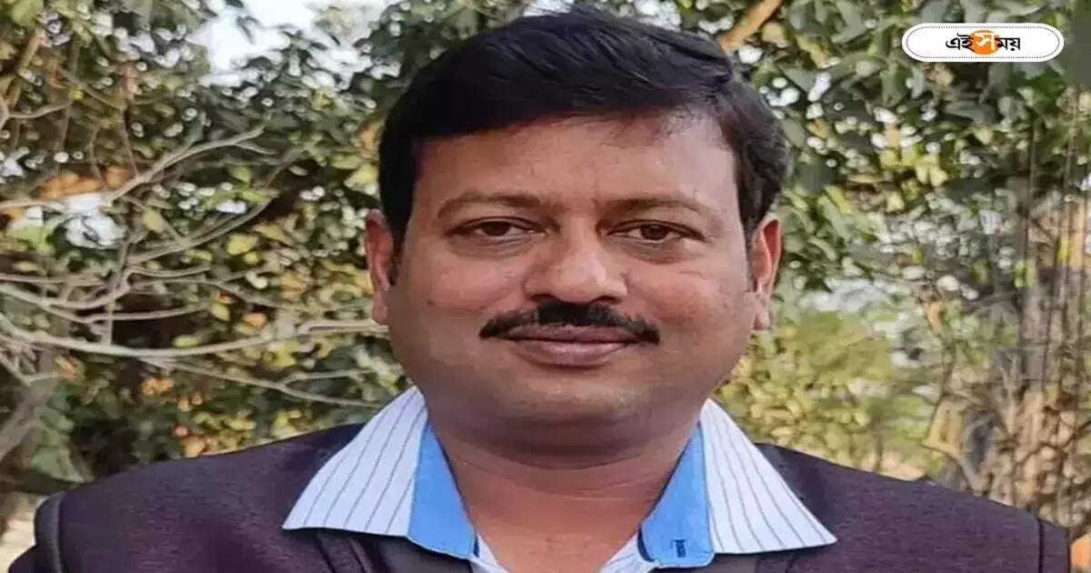 Jiban Krishna Saha : জীবনকৃষ্ণ যেন শিক্ষকের চাকরি বিক্রির সওদাগর, চ্যাট হিস্ট্রি সিবিআইয়ের হাতে – murshidabad mla jibankrishna saha sold many teaching jobs for money to meet targets cbi claims evidence