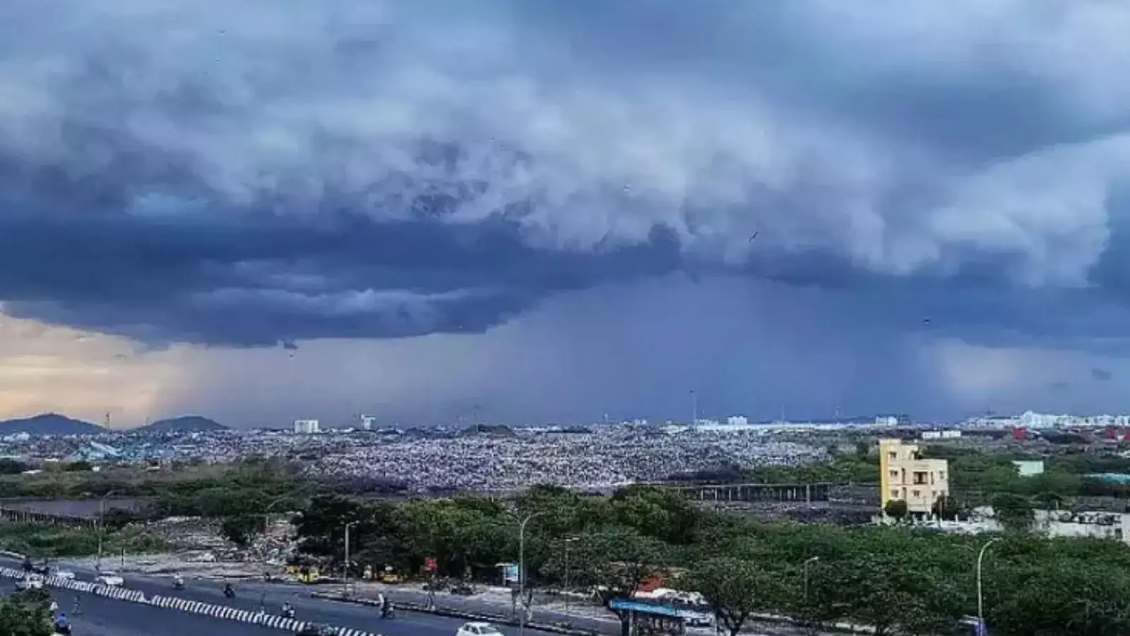 தமிழகத்தில் வறண்ட வானிலை தொடர்ந்து நிலவும் : வெதர்மேன் விடுத்த அலெர்ட் 