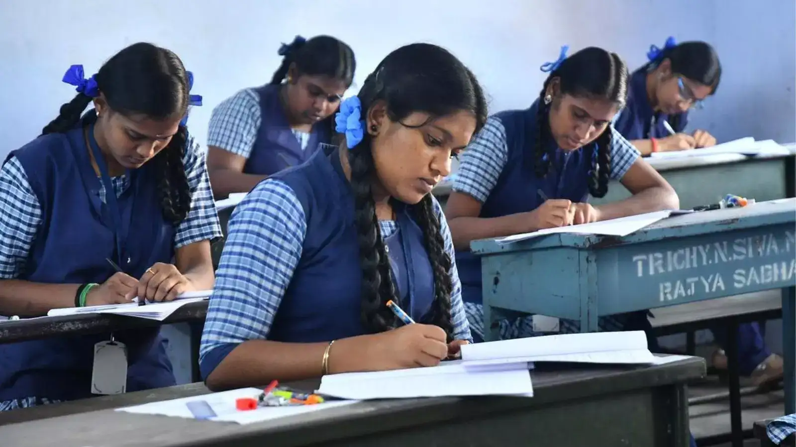 பொதுத் தேர்வு முடிவுகள் வெளியாவது எப்போது? பள்ளிக் கல்வித்துறை முக்கிய அப்டேட்! 