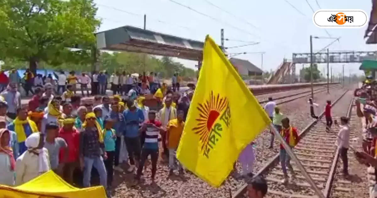 Kurmi Protest : ফের কুড়মি আন্দোলন! ট্রেন পরিষেবা বিঘ্নিতের আশঙ্কায় ৩ রাজ্যকে বার্তা দক্ষিণ-পূর্ব রেলের – kurmi protest again south eastern railway informs 3 states in fear of train services disruption