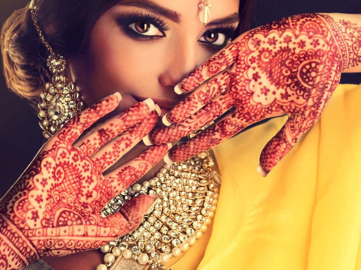 Akshaa Shah | Bridal Henna, Mehndi Artist | Mumbai | Weddingsutra Favorites