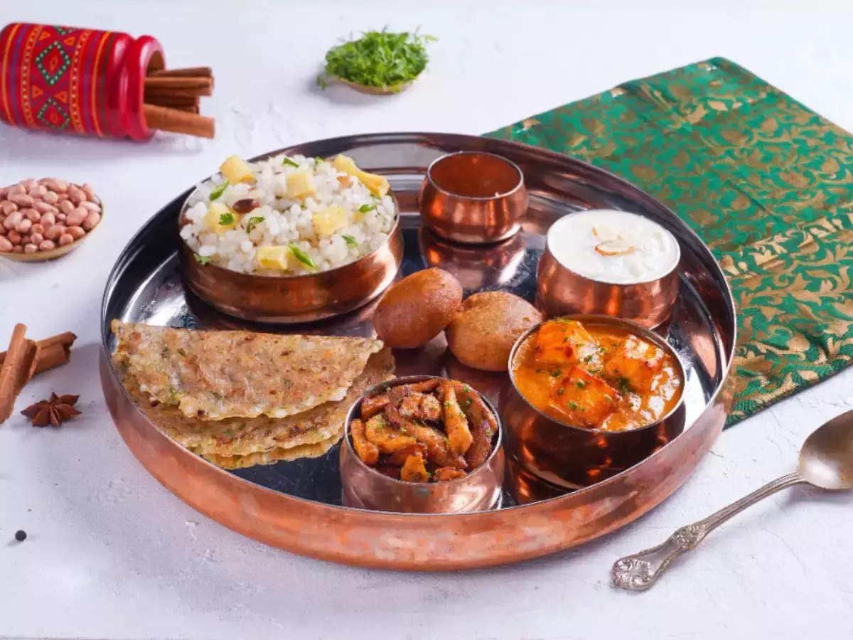 Navratri special vada, नवरात्रि वाला स्पेशल नाश्ता