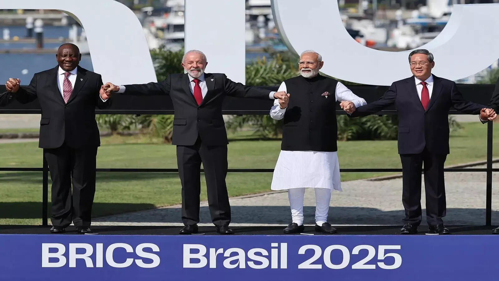 Brics समिट में भारत की कूटनीतिक जीत, आतंकवाद पर सख्त रुख, चीन ने बदले पहलगाम पर सुर 9 ब्रिक्स समिट के साझा बयान में पहलगाम हमले की कड़ी निंदा, पीएम मोदी ने Un को भी सुनाया - Action Should Be Taken Against Terrorism As Per Un Charter Brics Countries Condemning