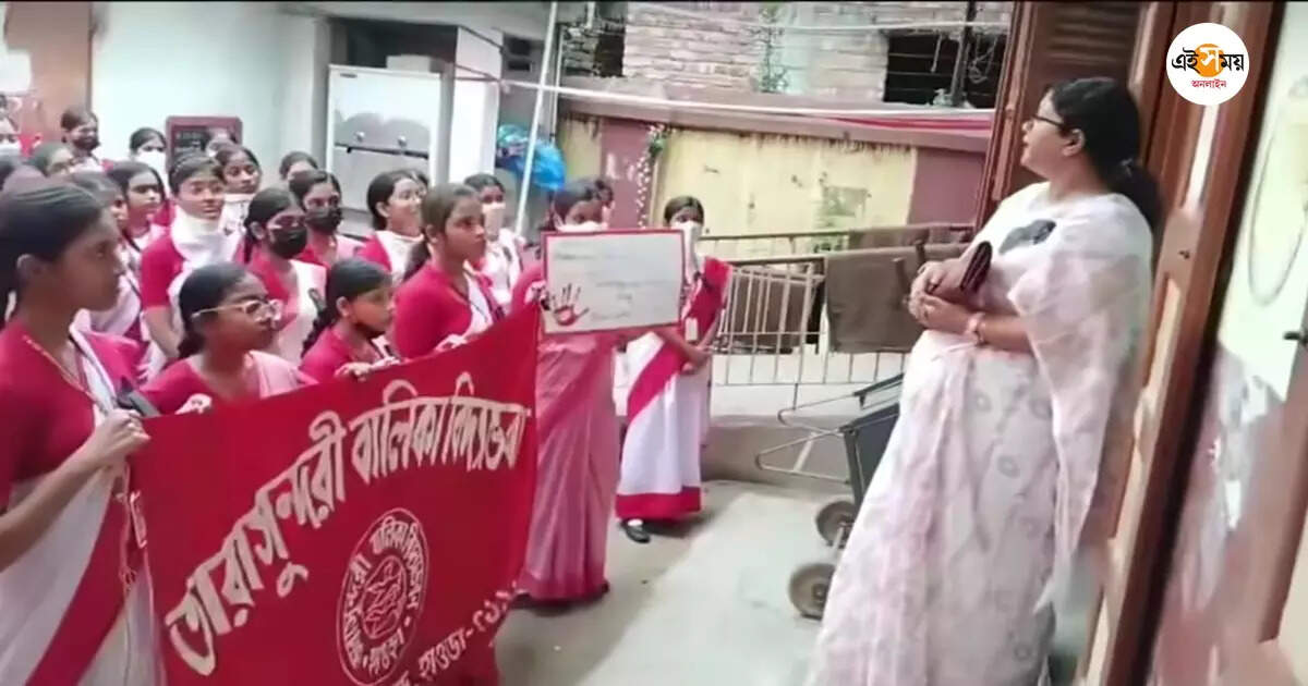 তারাসুন্দরী বালিকা বিদ্যাভবন,’নিরেট আনুগত্য প্রকাশের দায় পড়ুয়াদের নেই’, কলম ধরেছেন তারাসুন্দরী বালিকা বিদ্যাভবনের প্রধান শিক্ষিকা – tarasundari balika vidyabhaban howrah headmistress explained why she raised her voice
