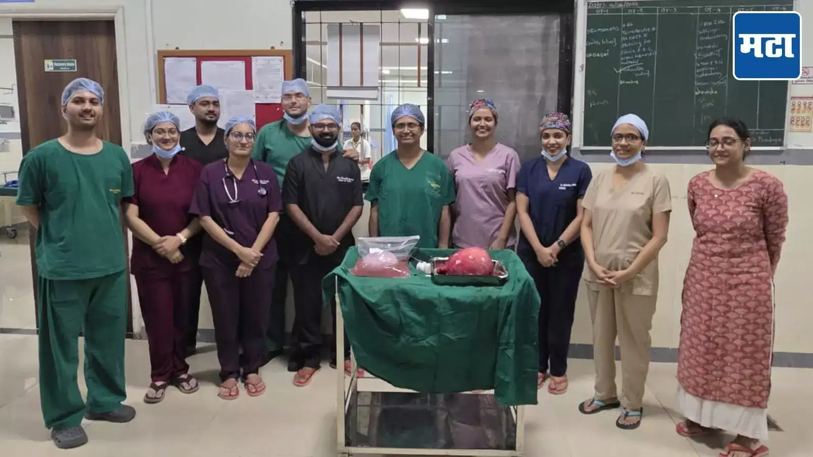 मासिकपाळी अन् पोटदुखीचा त्रास; महिलेनं तपासणी केली अन् रिपोर्टमधून वेगळीच माहिती समोर, अवघड शस्त्रक्रिया यशस्वी मासिकपाळी अन् पोटदुखीचा त्रास; महिलेनं तपासणी केली अन् रिपोर्टमधून वेगळीच माहिती समोर, अवघड शस्त्रक्रिया यशस्वी