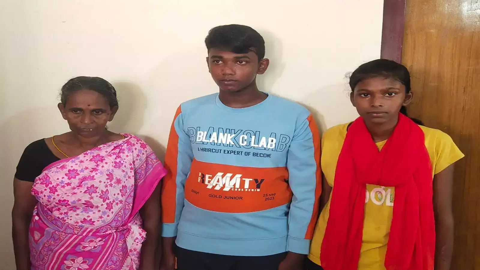 நாங்குநேரி சாதி வெறி தாக்குதல்: +2 தேர்வில் சாதித்த மாணவன் சின்னத்துரை! 