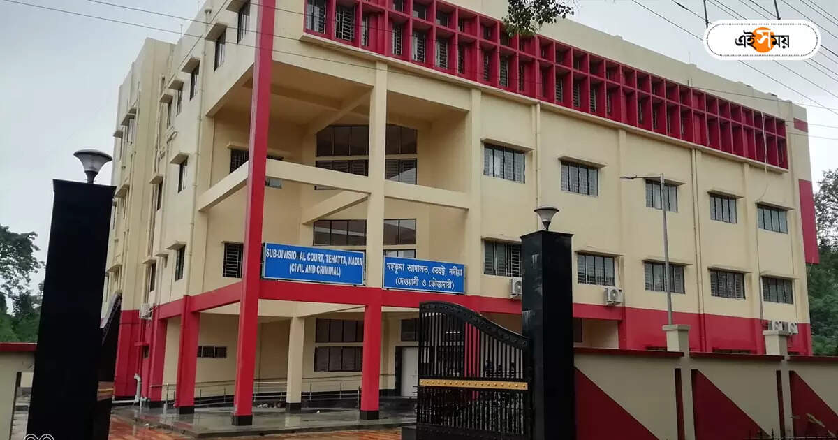 Arambagh Sub Divisional Court : কোর্টেই মারামারি মক্কেল ও ক্লার্কের, উত্তেজনা আরামবাগ মহকুমা আদালতে – fights between client and clerk at arambagh sub divisional court