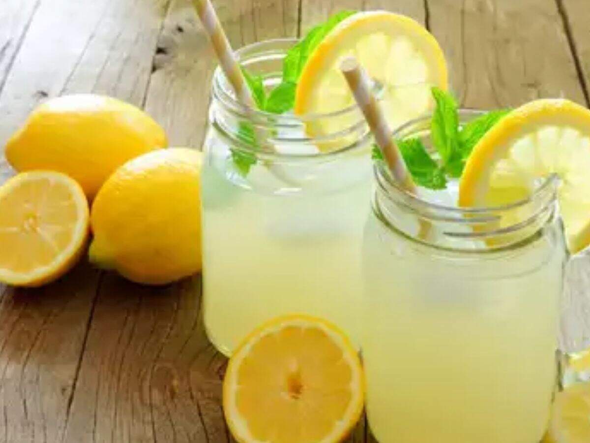 Lemon Water For Weight Loss,Weight loss: वजन कम करने के लिए नींबू पानी पीना सही है या गलत? जानें न्यूट्रिशनिस्टकी राय - does drinking hot lemon water help you lose weight here