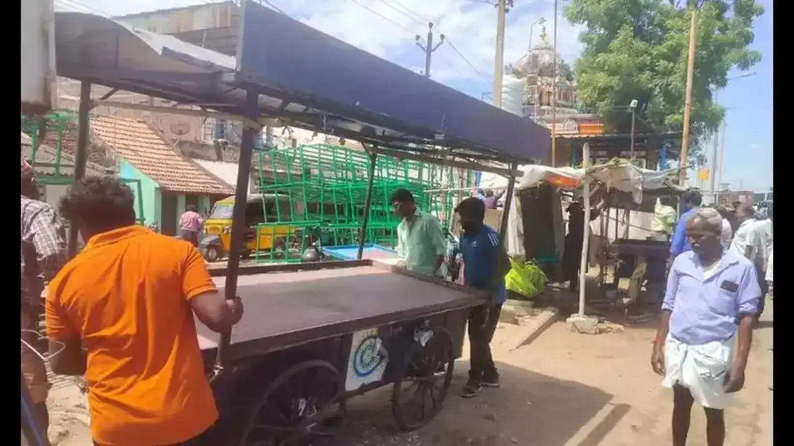 ஸ்ரீரங்கம் பகுதியில் ஆக்கிரமிப்புகள் அகற்றம்-திருச்சி மாநகராட்சி நடவடிக்கை! 