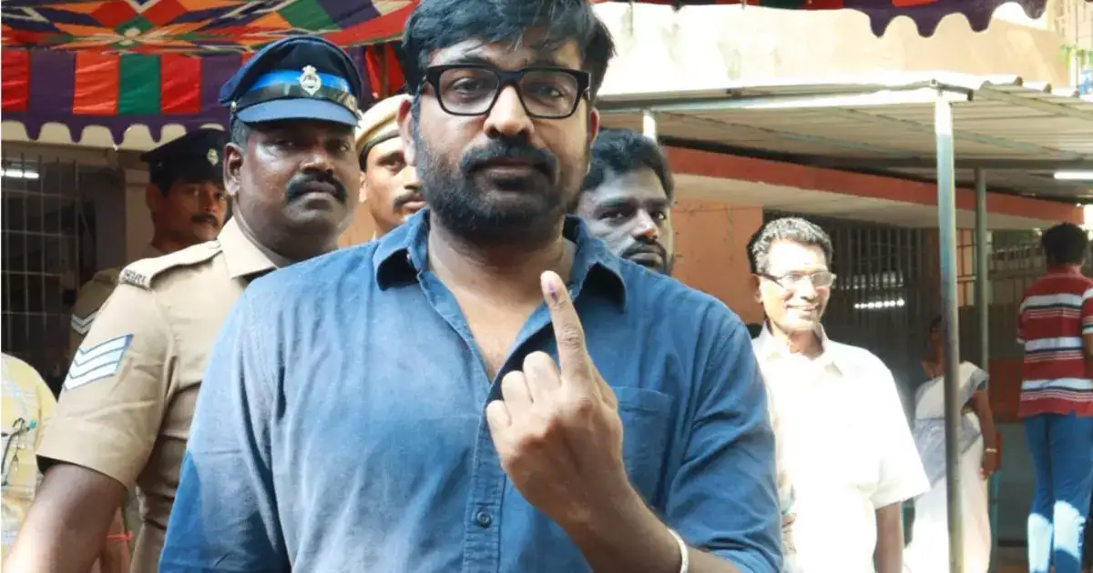 வீல் சேரில் ஓட்டு போட வந்த மூதாட்டியை பார்த்ததும் விஜய் சேதுபதி செய்த காரியம்: நிஜமான மக்கள் செல்வன்பா.! 