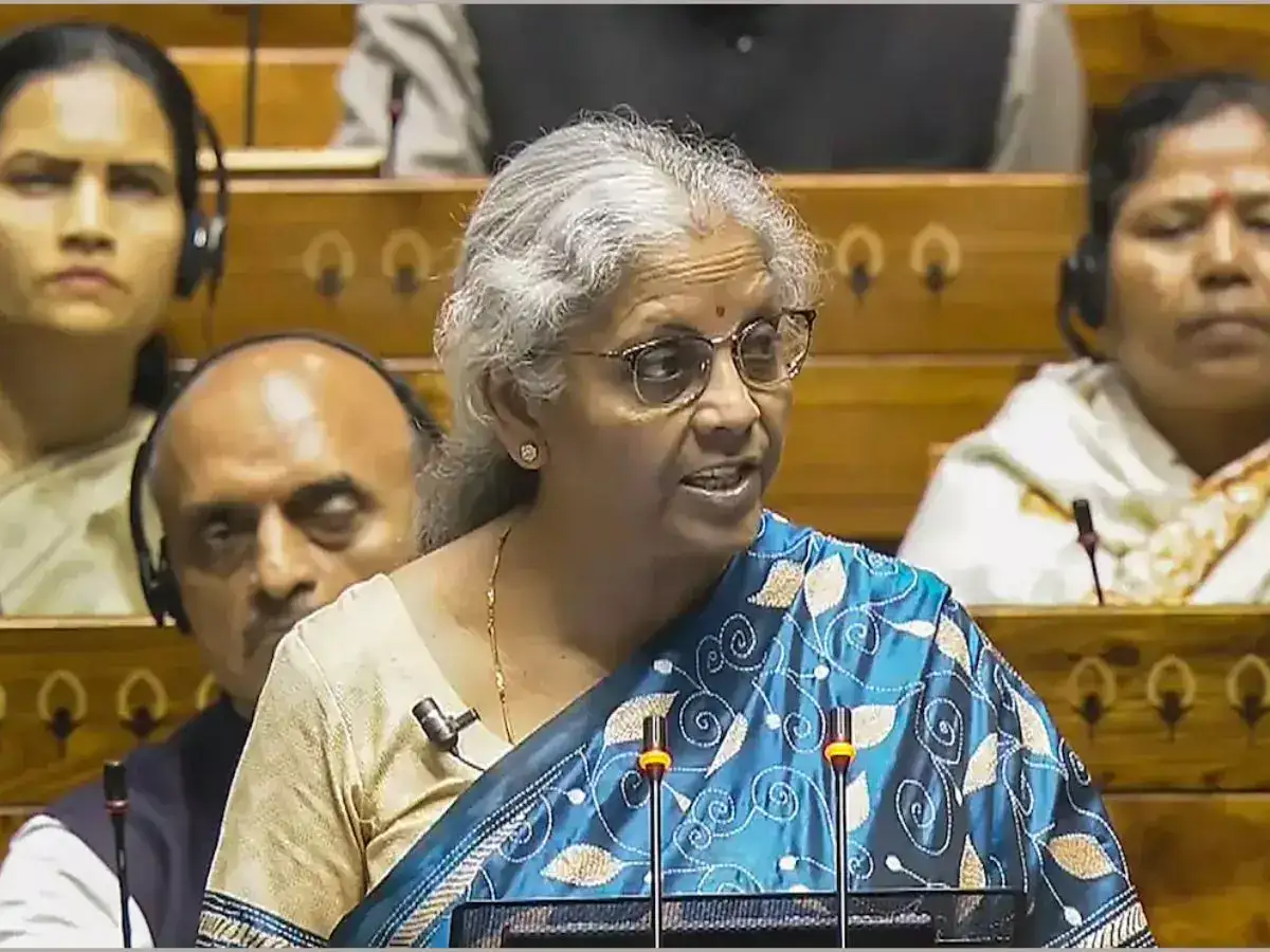 இந்தியாவோட கடன் எவ்ளோ தெரியுமா? - பட்ஜெட்டில் நிர்மலா சீதாராமன் வெளியிட்ட தகவல்! 