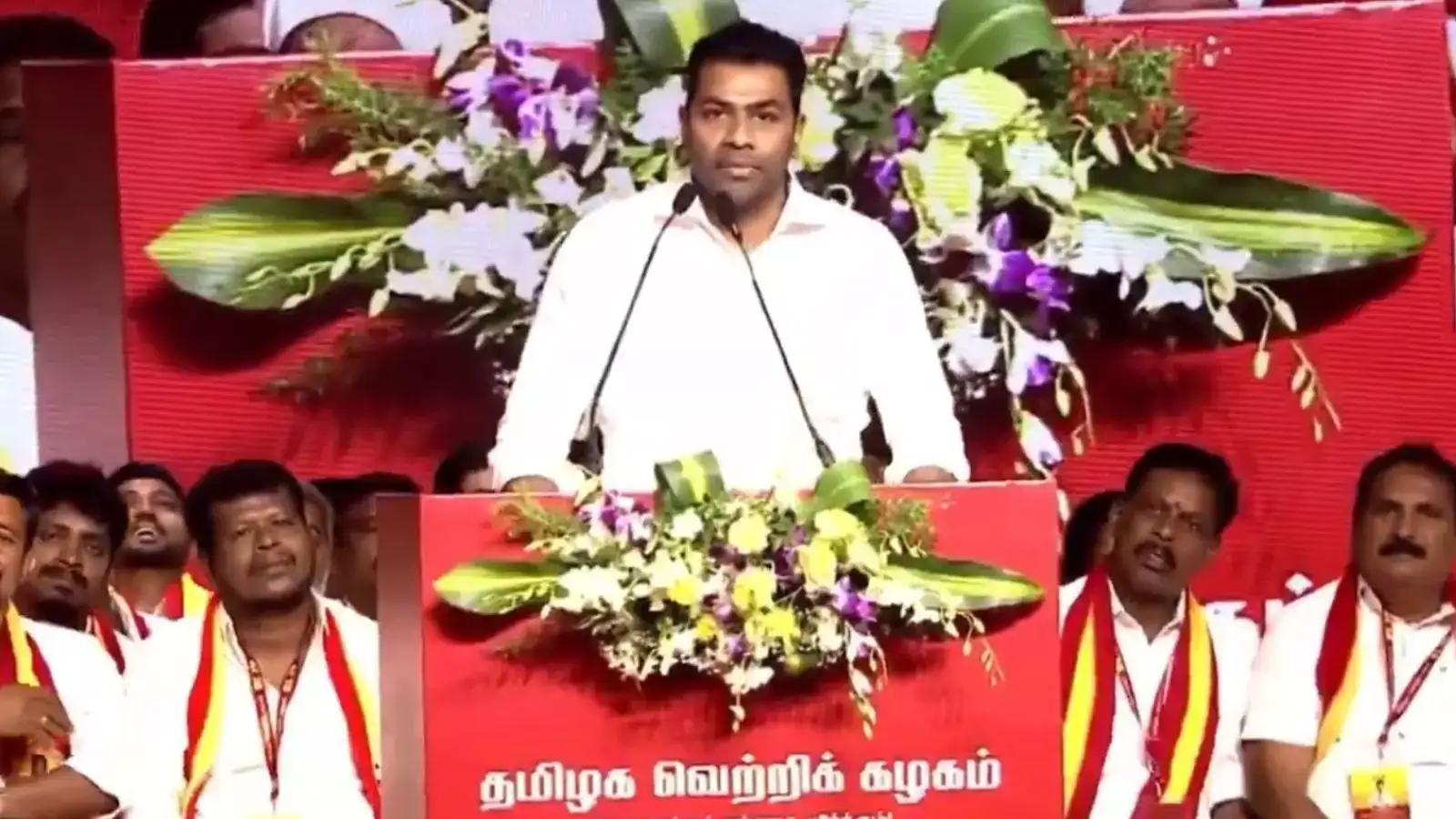 அதிமுக - தவெக கூட்டணி இல்லை... இது 40 சீட் கேம் இல்ல- ஆதவ் அர்ஜுனா உடைச்ச சீக்ரெட்! 