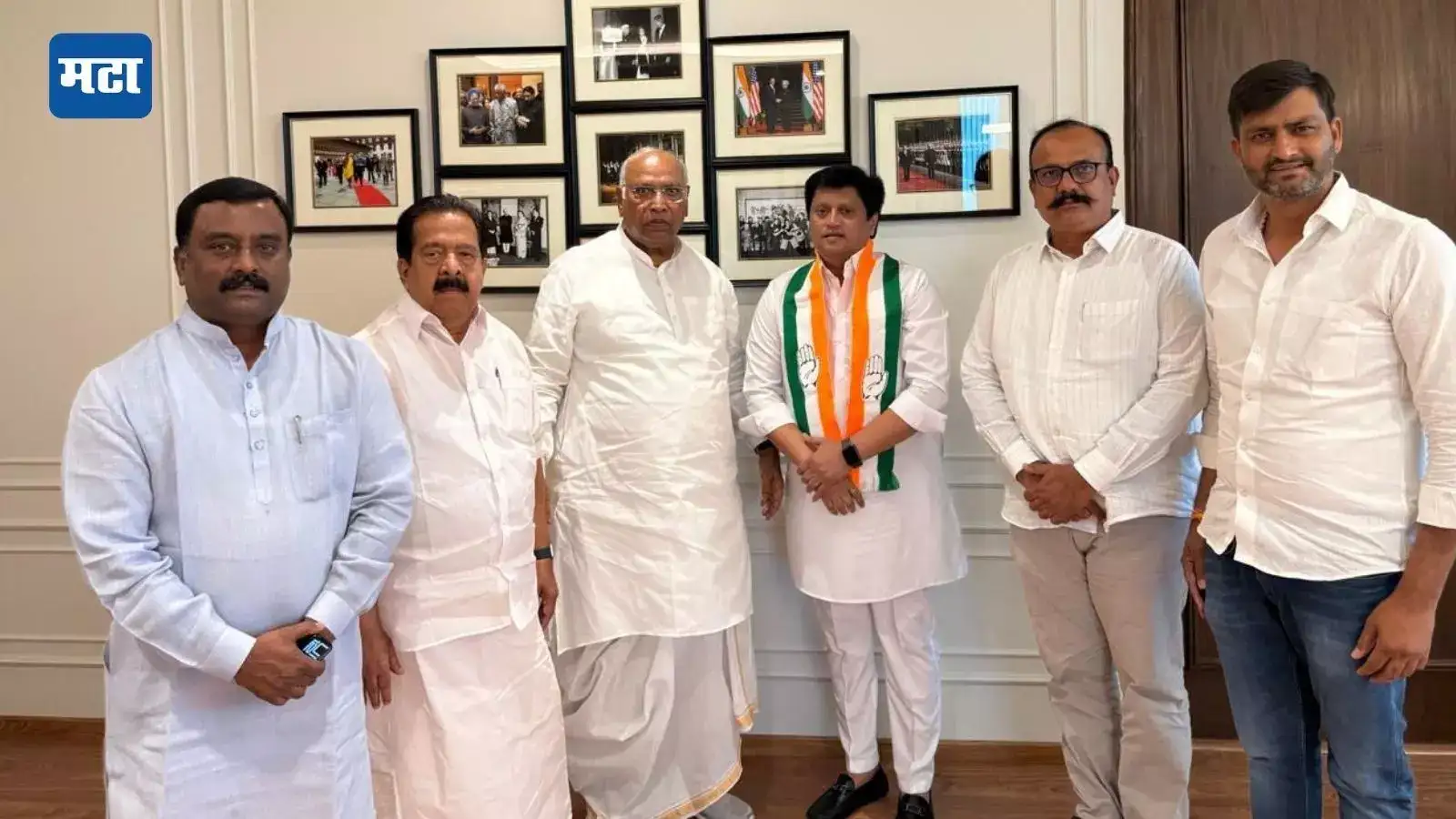 विदर्भात काँग्रेसमध्ये बडखोर नेत्याचं कमबॅक, आगामी निवडणुकांसाठी किती फायदेशीर? विदर्भात काँग्रेसमध्ये बडखोर नेत्याचं कमबॅक, आगामी निवडणुकांसाठी किती फायदेशीर?