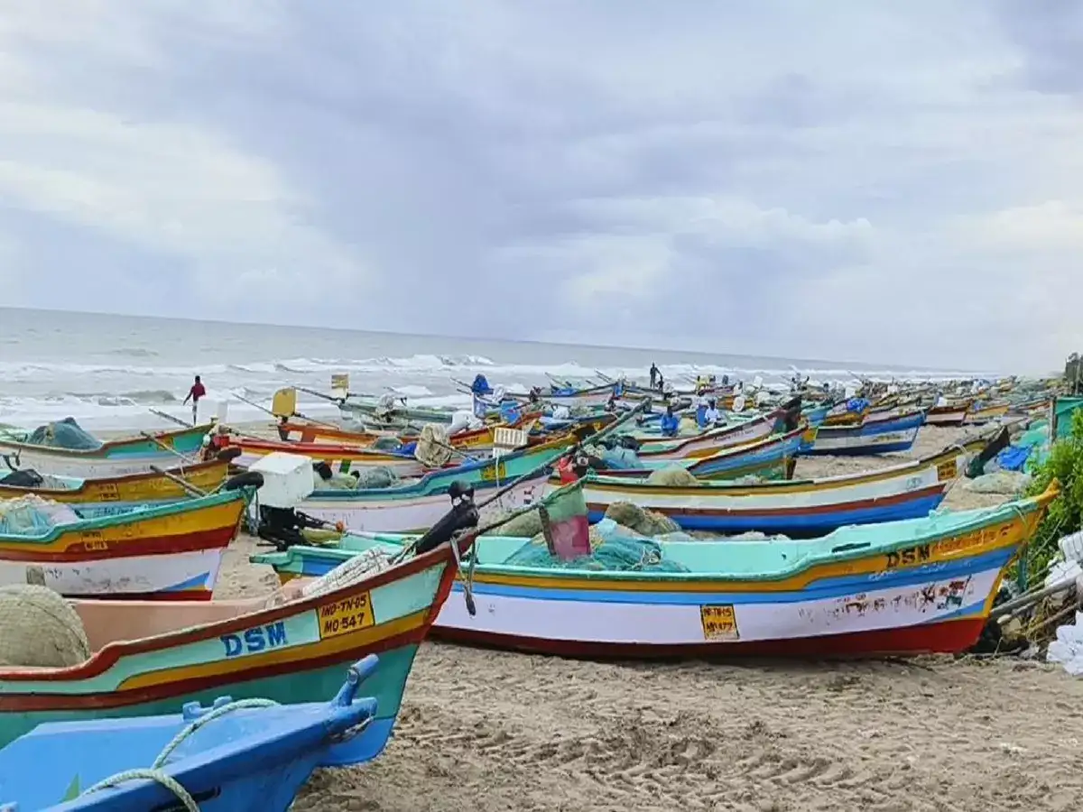 வங்க கடலில் தீவிர காற்றழுத்த தாழ்வு: விழுப்புரத்தில் மீனவர்கள் கடலுக்குச் செல்லவில்லை! 