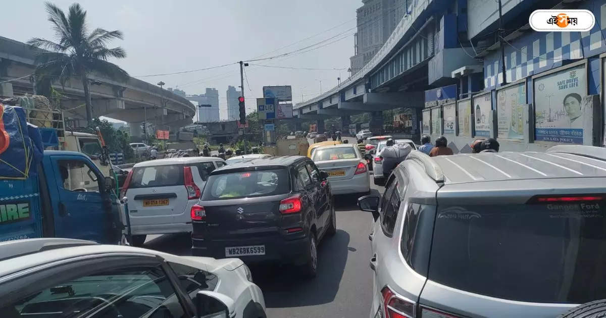 Kolkata Traffic Update : শুক্রের শহরে জ্যাম ভোগান্তি, মিছিলে ঠাসা কলকাতা! ট্রাফিক নিয়ে বড় আপডেট দিল পুলিশ – kolkata traffic police informs several processions can hamper city traffic on friday 3 november