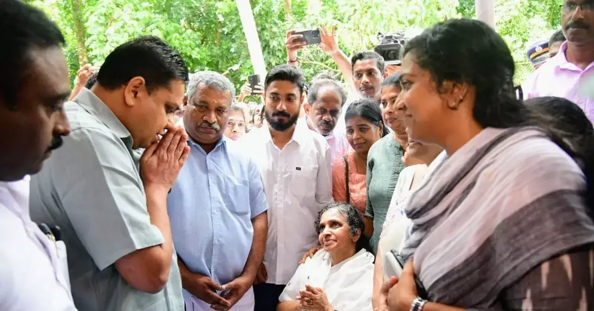 Oommen Chandy Kerala Assembly,'53 വർഷത്തെ ചരിത്രത്തിലാദ്യമായി ഉമ്മ ...